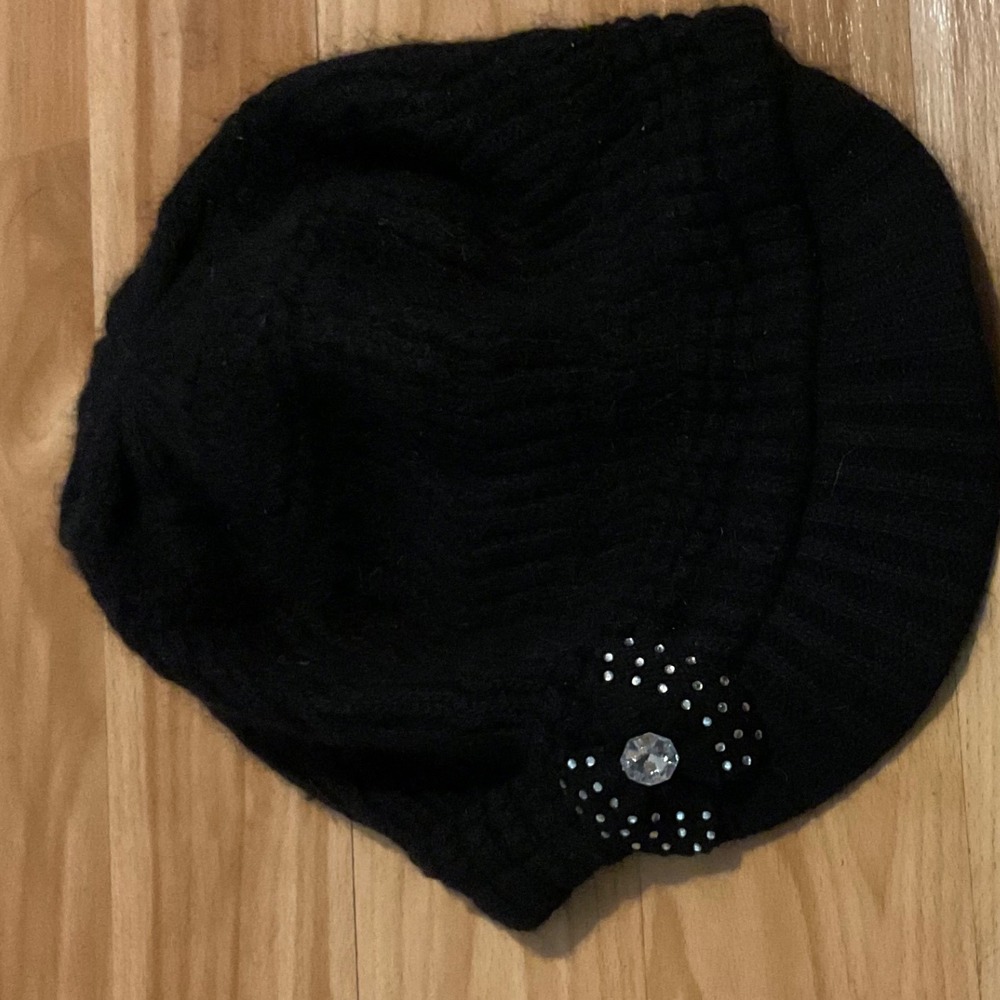 Rabbit fur Black Knit Hat Beanie with Rhinestone‎ Flower Accent Women's Fashion